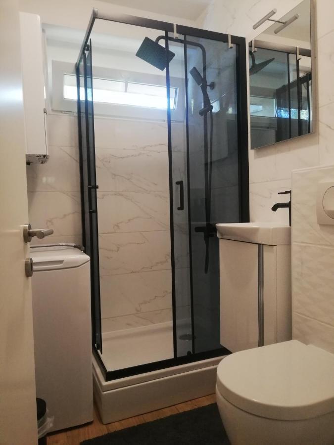 Apartment Jordanovac Rebro, 300 M Od Bolnice Rebro